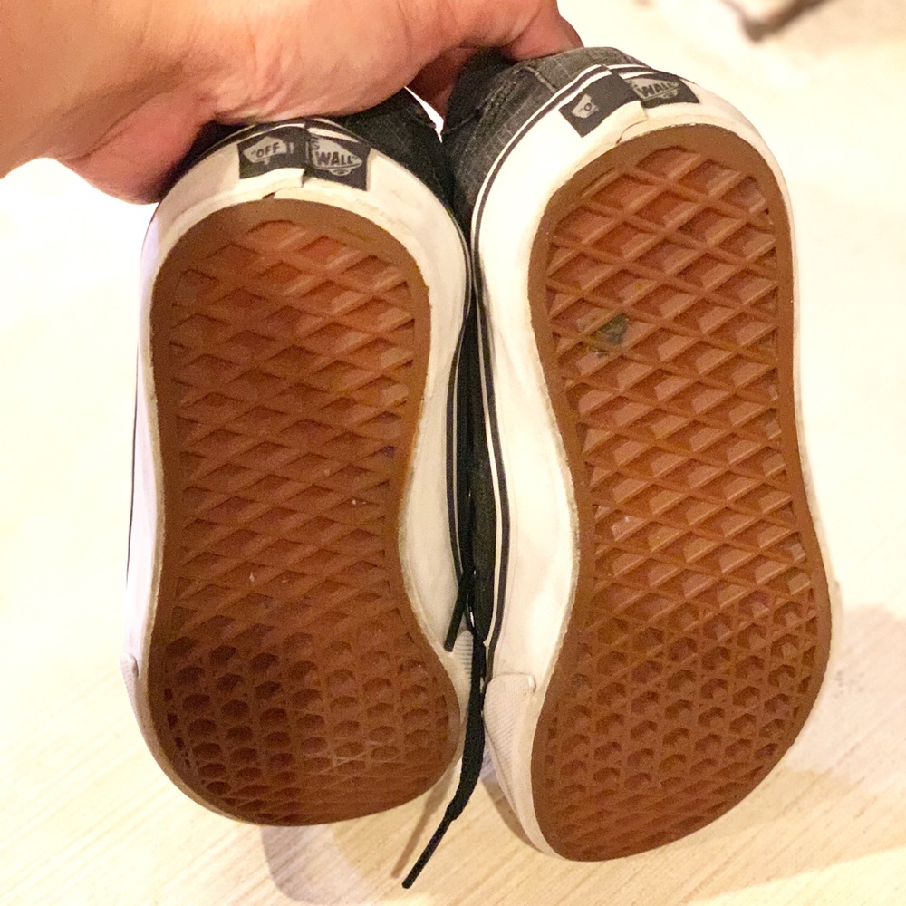 Preloved - VANS SHOES - Picture 4 of 5